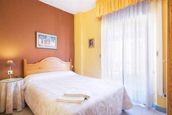 Pension Mesones Granada Dış mekan fotoğraf